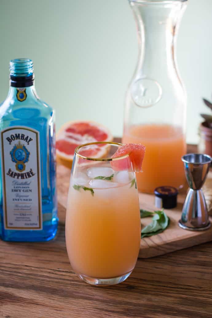 basil grapefruit cocktail