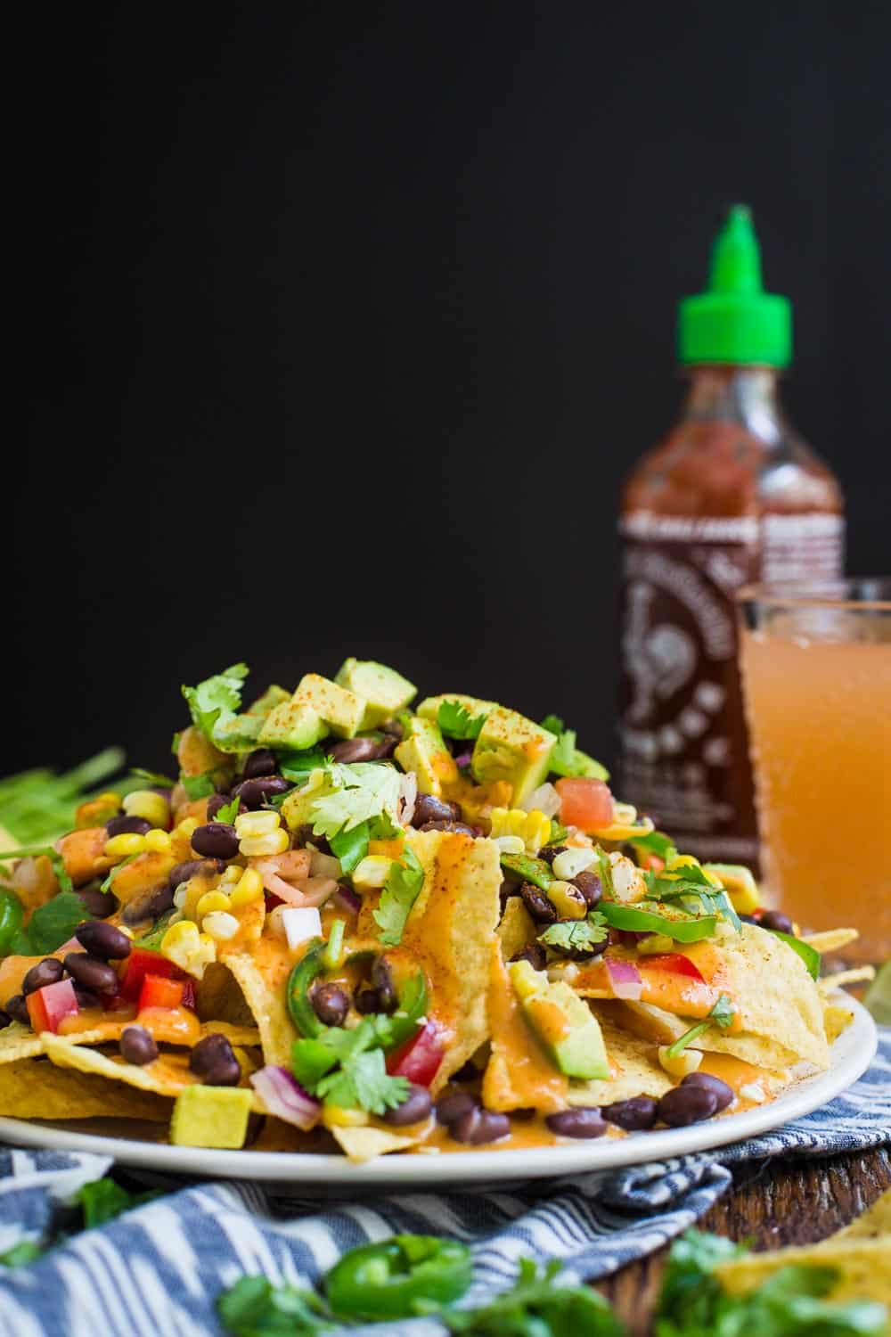 Wonderlijk LOADED Vegan Nachos | Food with Feeling LX-74