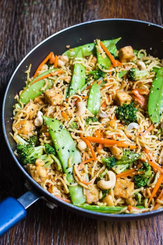 Vegan Chow Mein - Food with Feeling