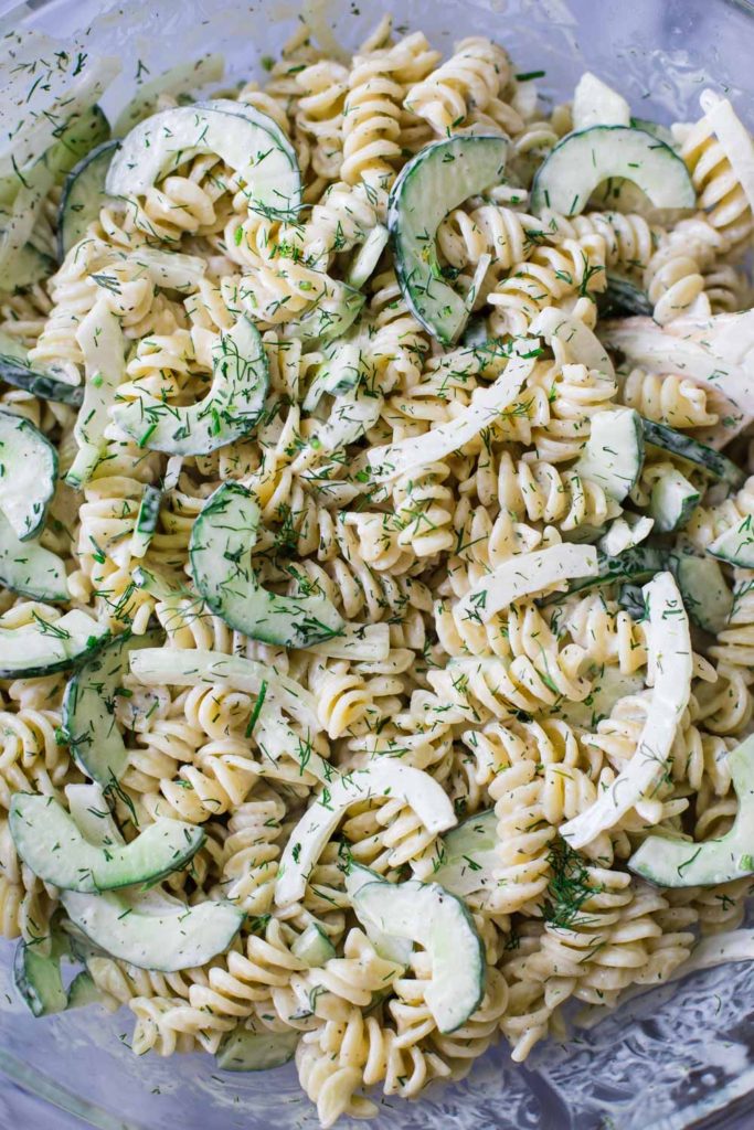 Cucumber Vegan Pasta Salad- this recipe is SUPER easy to make and perfect for leftover lunches!