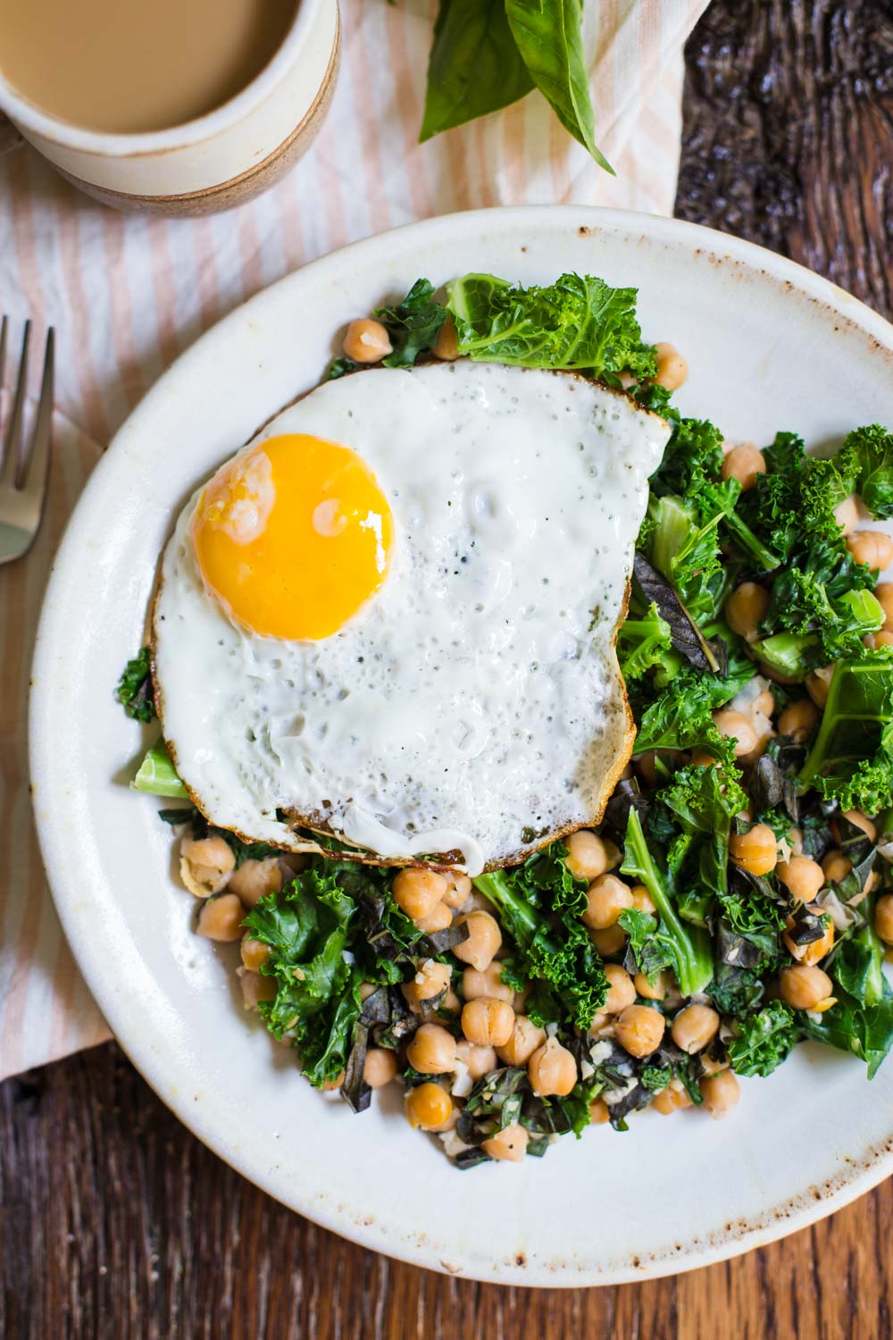 chickpea-and-kale-breakfast-skillet-food-with-feeling