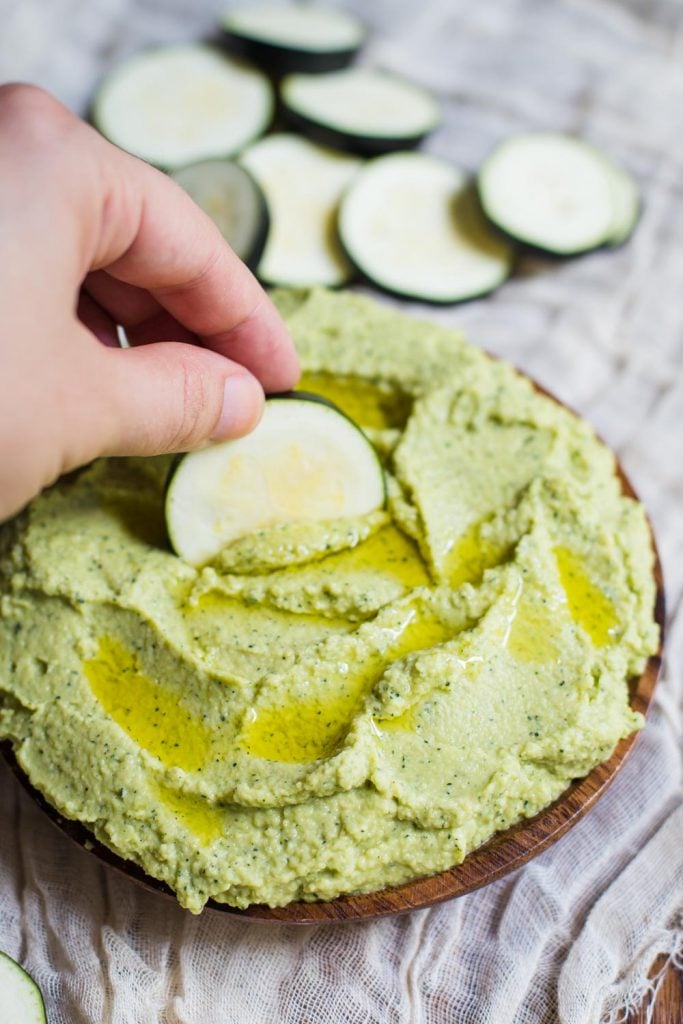 zucchini hummus