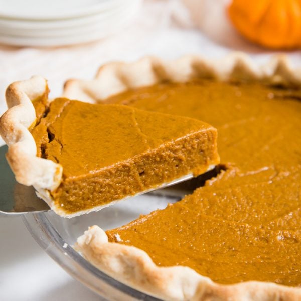 Vegan Pumpkin Pie - Food with Feeling