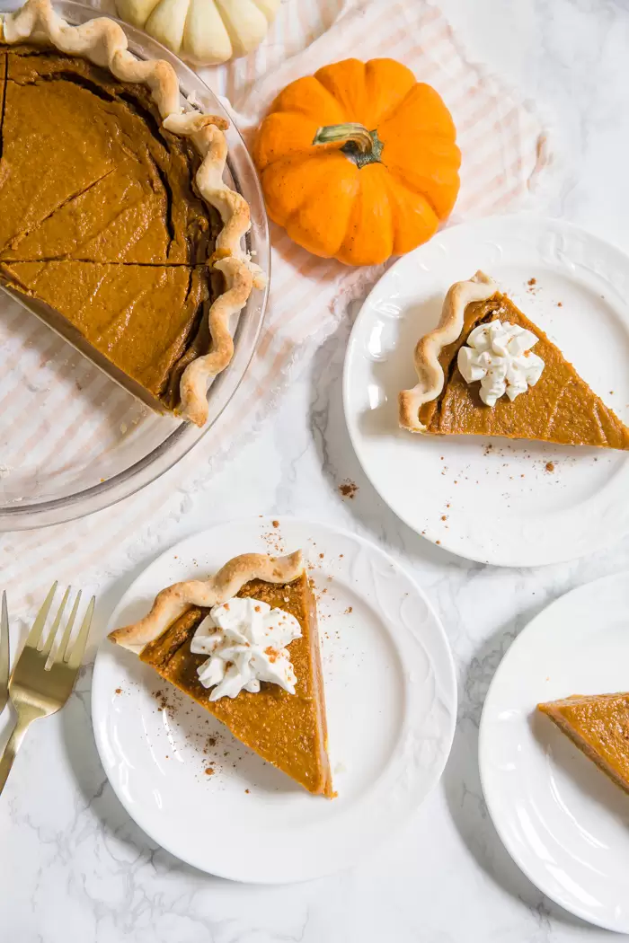 Vegan Pumpkin Pie - Food with Feeling