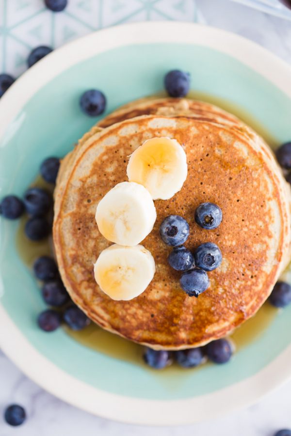 Healthy Protein Pancakes 3 Ways- these 3 recipes are easy to throw together, perfect for meal prep, and the perfect light breakfast!