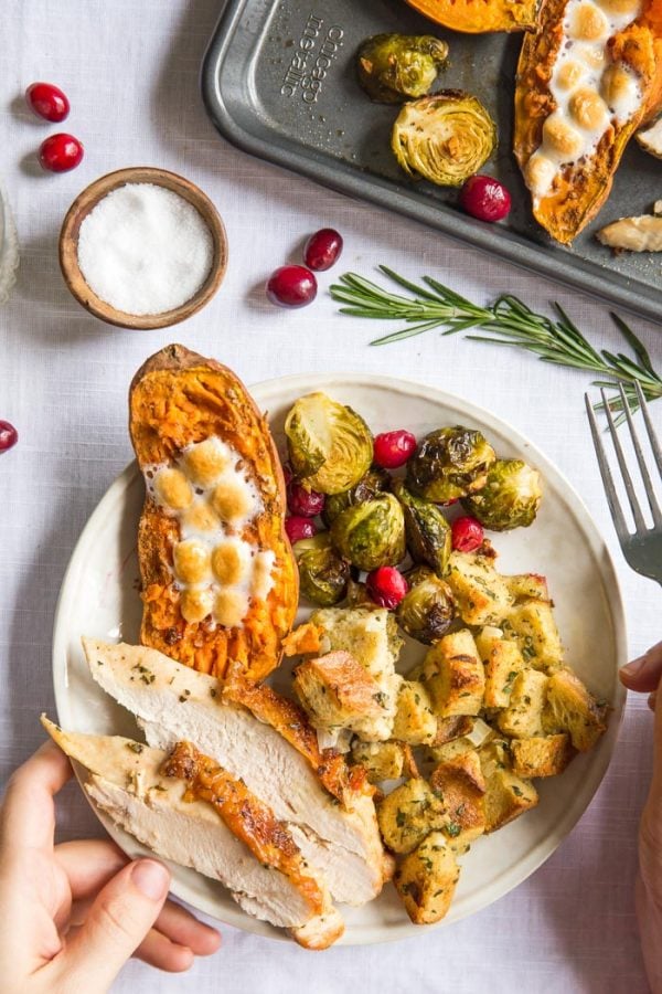 Small Thanksgiving Dinner for 4 (Made on a Sheet Pan!) - An Edible