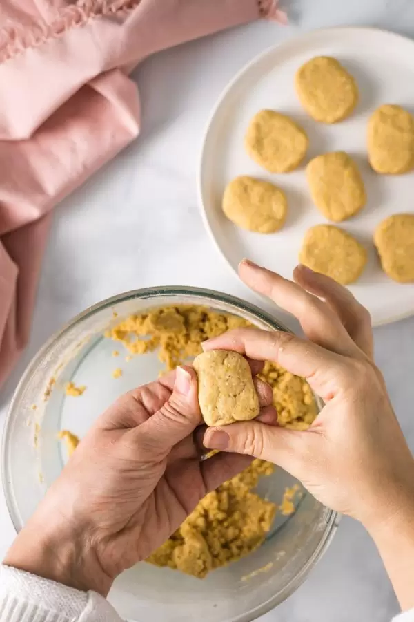 EASY Chickpea Nuggets- Vegan AND Gluten Free, these nuggets are the perfect meat-free alternative to your kids favorite meal! Easy to make and so delicious!