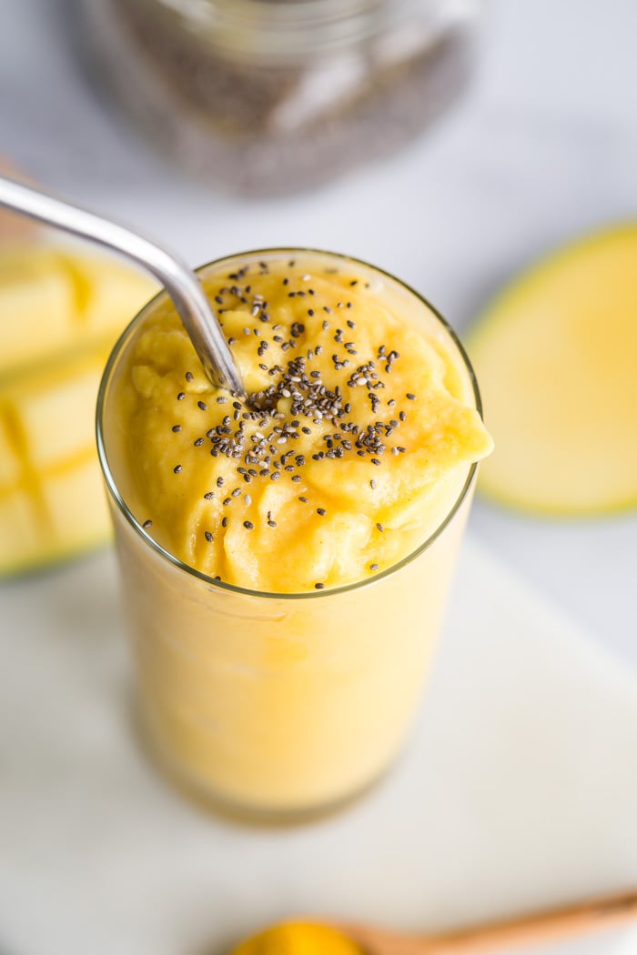 https://foodwithfeeling.com/wp-content/uploads/2019/02/Golden-Milk-Smoothie-4.jpg