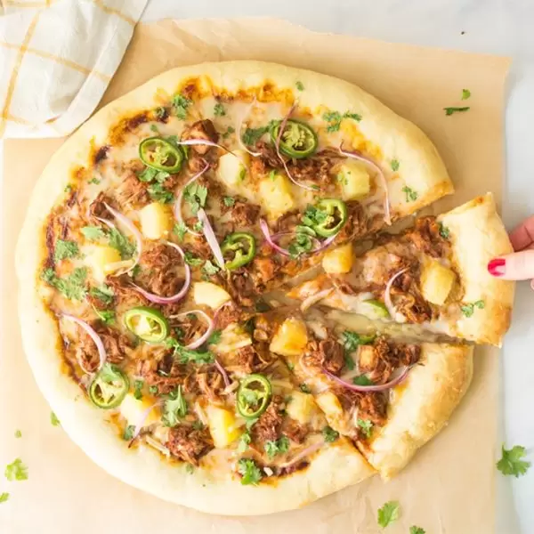 bbq jackfruit pizza