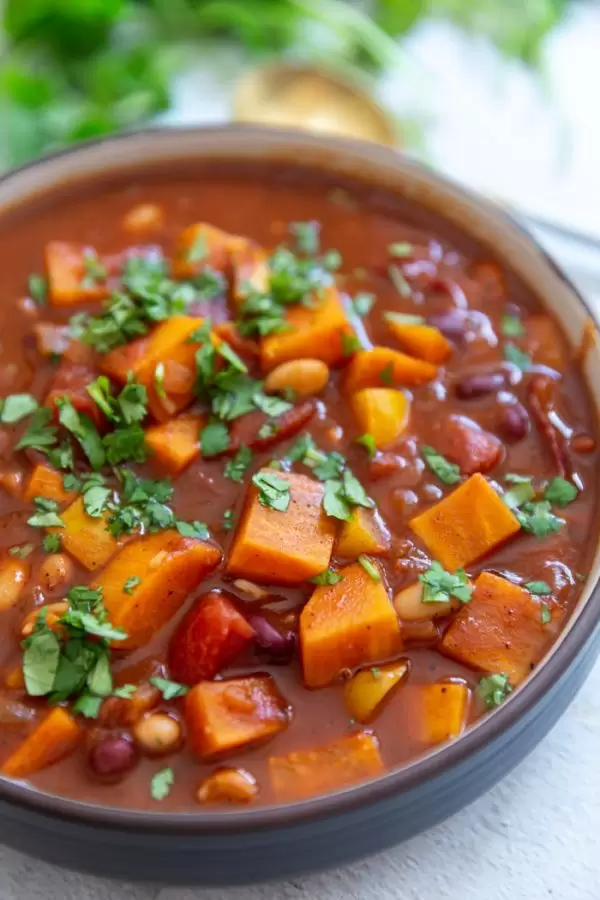 vegetarian chili sweet potato