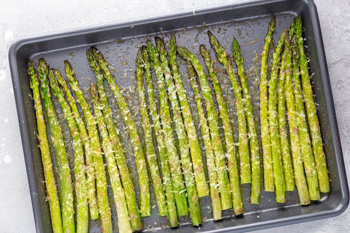 parmesan asparagus on a baking tray