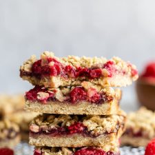 Raspberry Crumble Bars-image