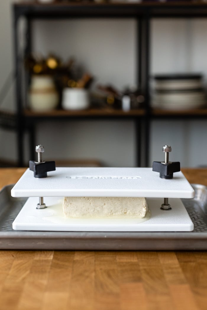 How to Press Tofu (with & without a tofu press!) - Food with Feeling