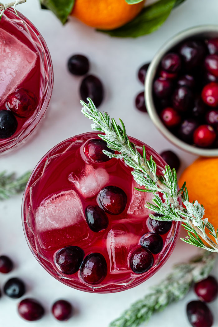 CRANBERRY BOURBON COCKTAIL — WHISK N' WHIP