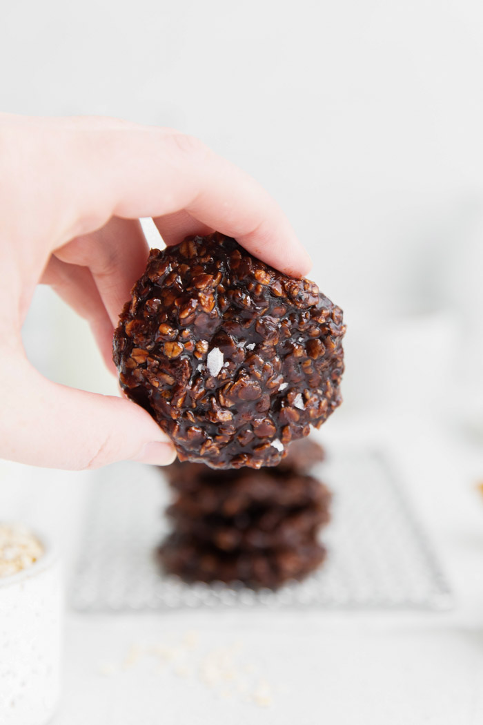 Vegan No Bake Cookies - Food with Feeling