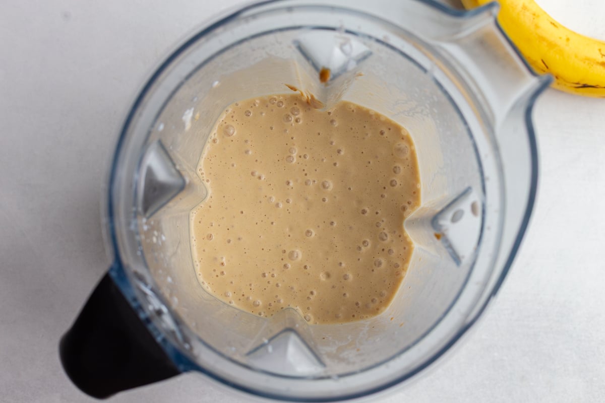 peanut butter smoothie in a blender