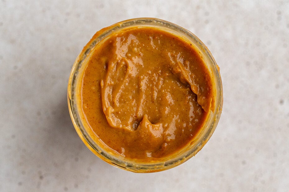 peanut sauce in a jar