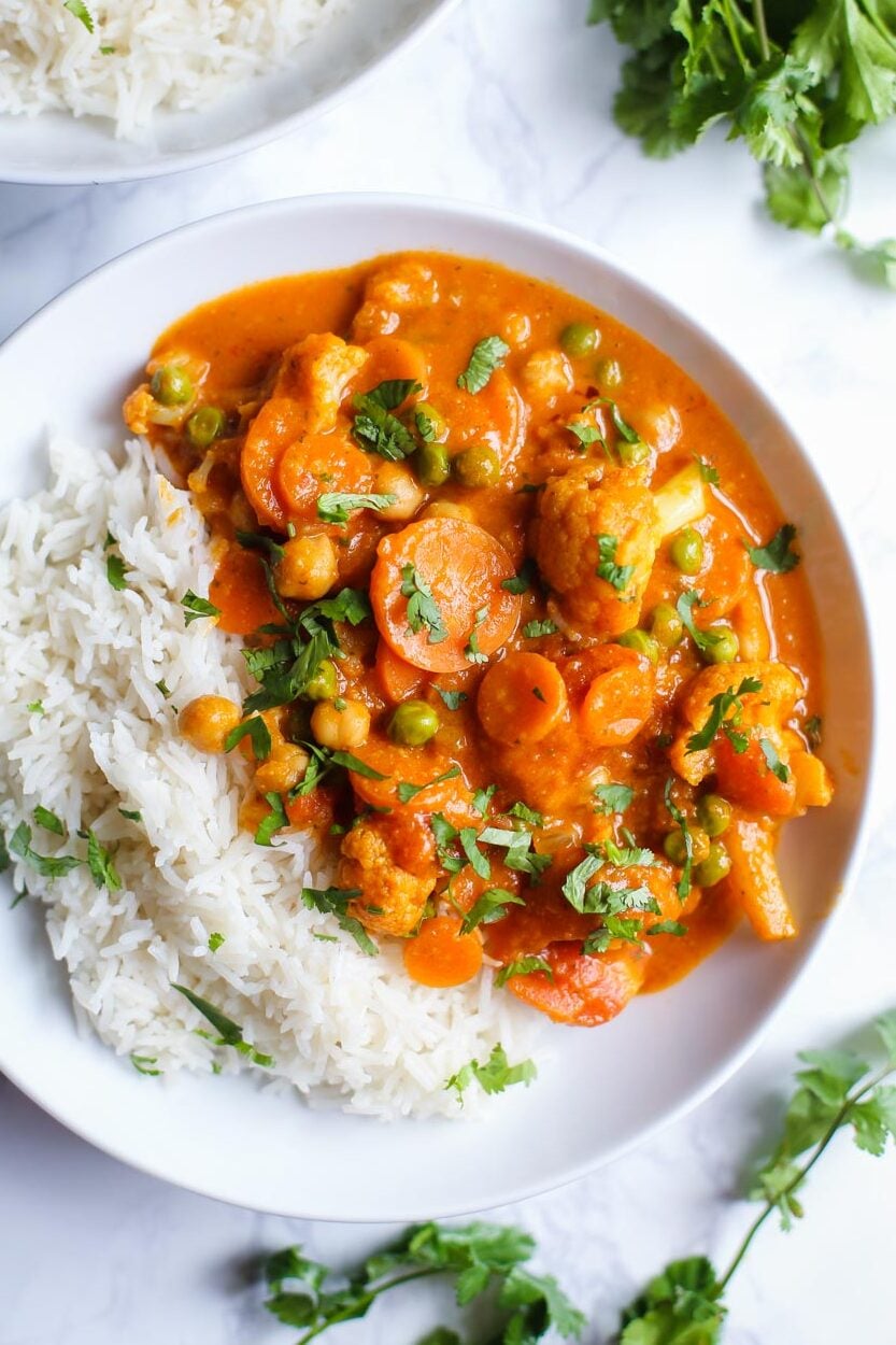 tikka masala on a marble background